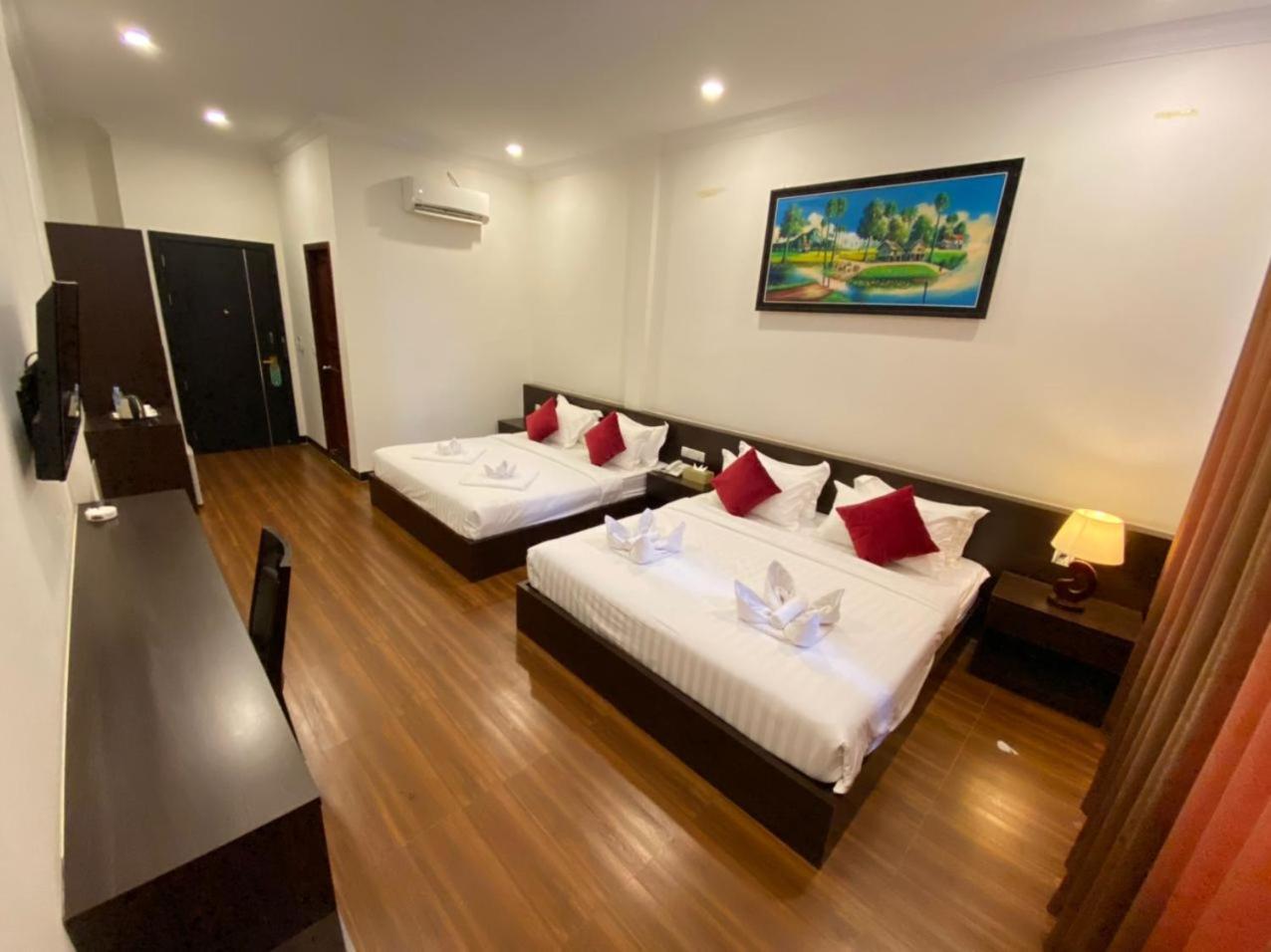 Apple Hotel Two - Near Phnom Penh Airport Eksteriør bilde