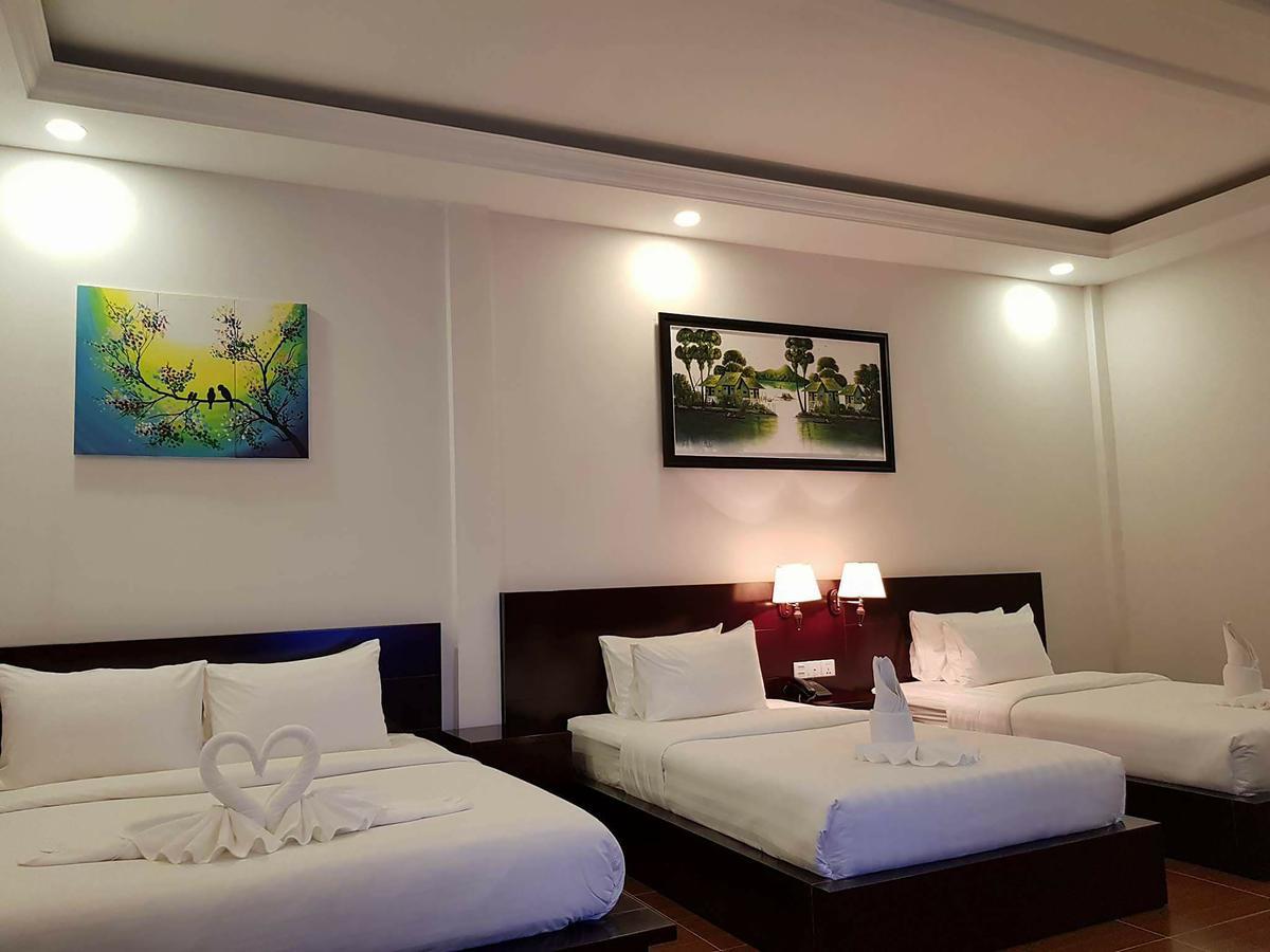 Apple Hotel Two - Near Phnom Penh Airport Eksteriør bilde