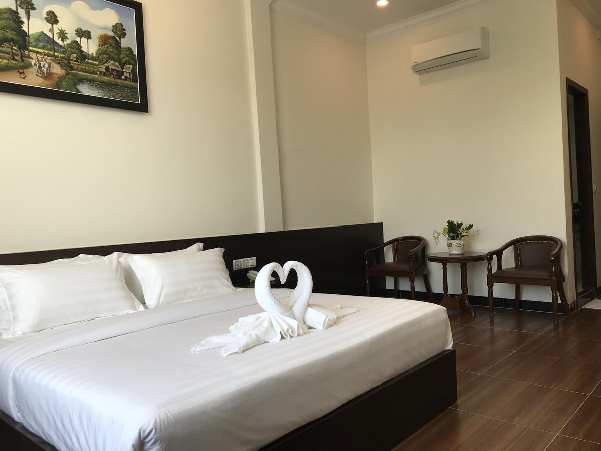 Apple Hotel Two - Near Phnom Penh Airport Eksteriør bilde