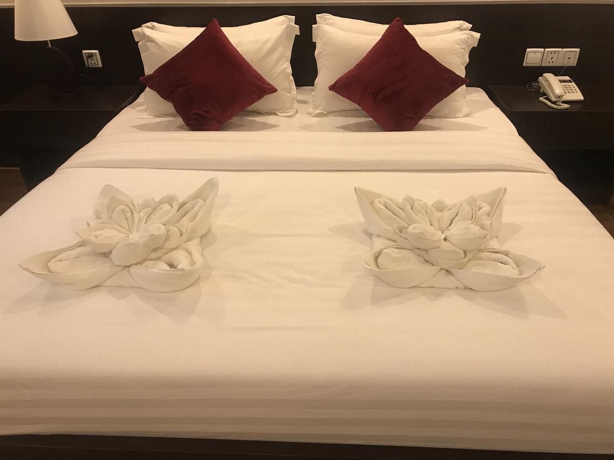 Apple Hotel Two - Near Phnom Penh Airport Eksteriør bilde